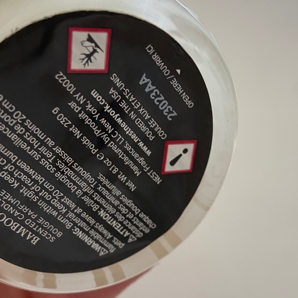 NEST Fragrances Bamboo Scented Candle - Black and Green - Picture 9 of 11